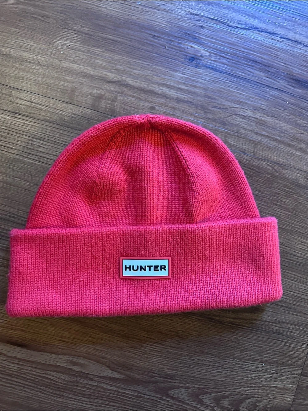 Hunter Play Essential Cuffed Logo Beanie -Knit Cuff Beanie